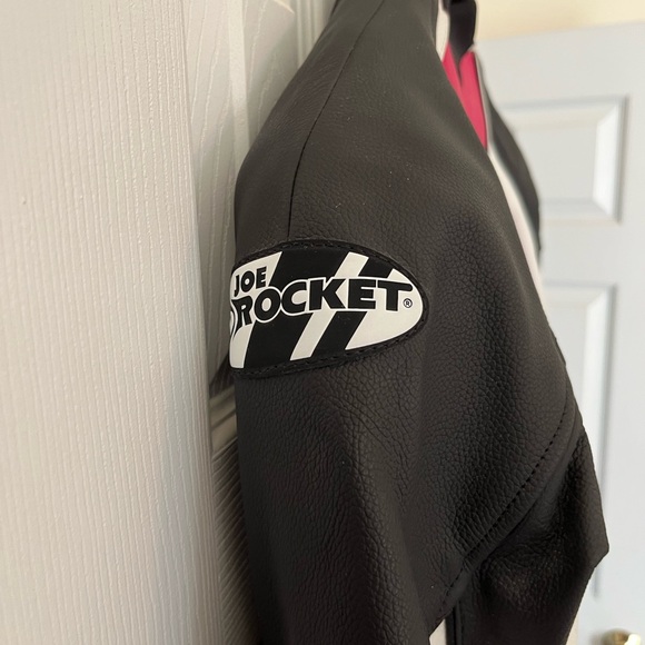 NWT. Joe Rocket Ladies Pink and Black Leather Aura Jacket. Size large. - Picture 5 of 12